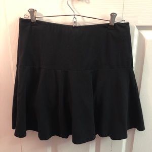 Black Skort